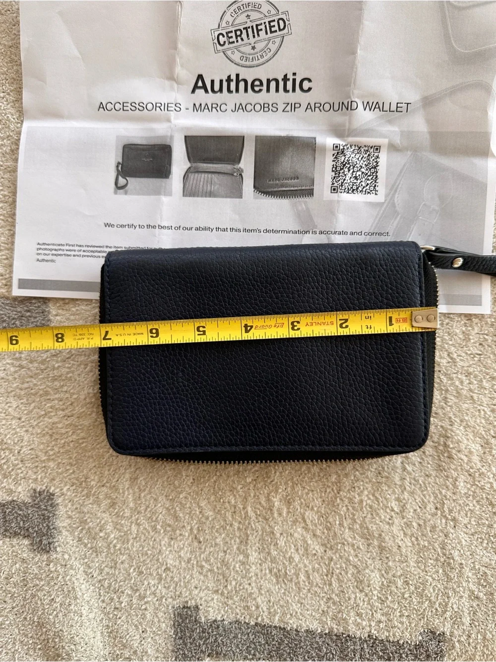 Marc Jacobs compact wristlet